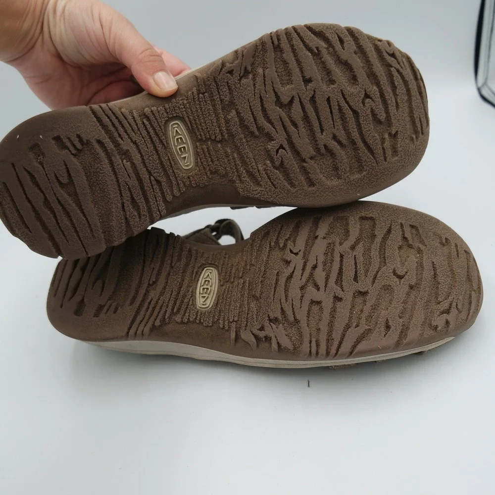 Keen rose sandals
